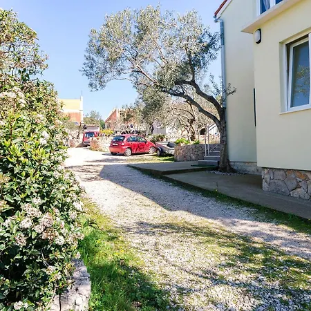 Quiet Corner Apartman