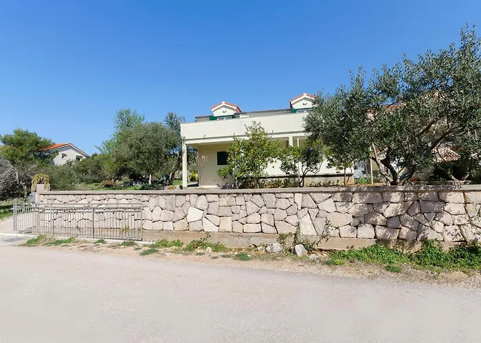 Апартаменты Quiet Corner *