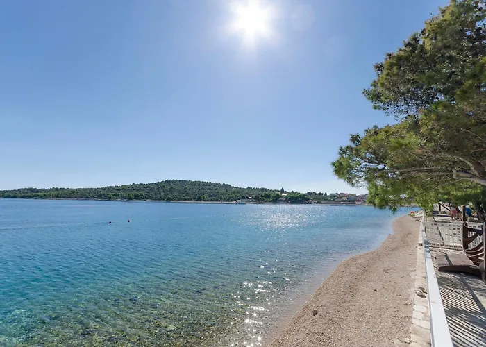 Quiet Corner Daire Jezera