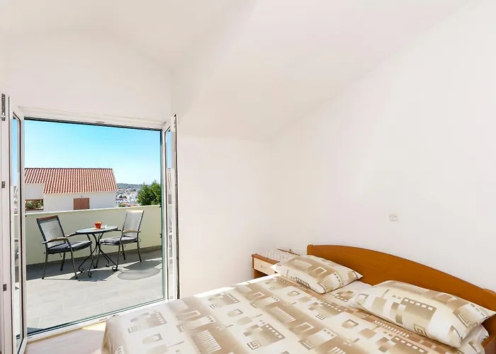 Quiet Corner Apartman *